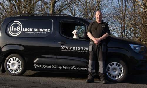 Locksmith Saltcoats Liveried van Showing emergency Locksmith in Saltcoats Service